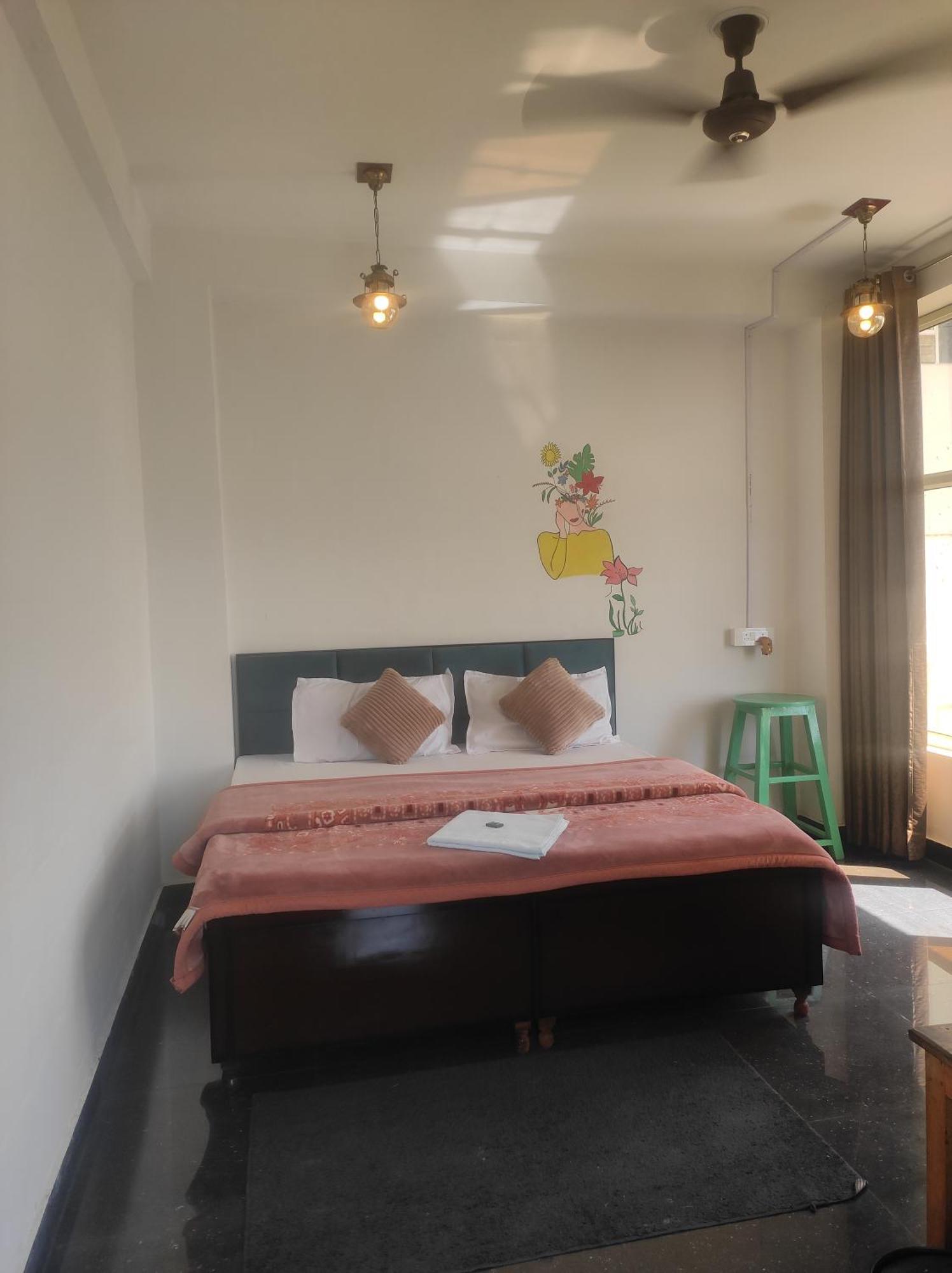 Hill Veu Home Bir Billing Habitación foto